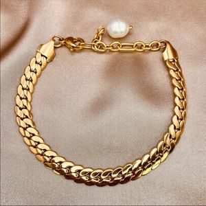 18K Gold Punk Thick Chain Natural Baroque Pearl Charm Bracelet